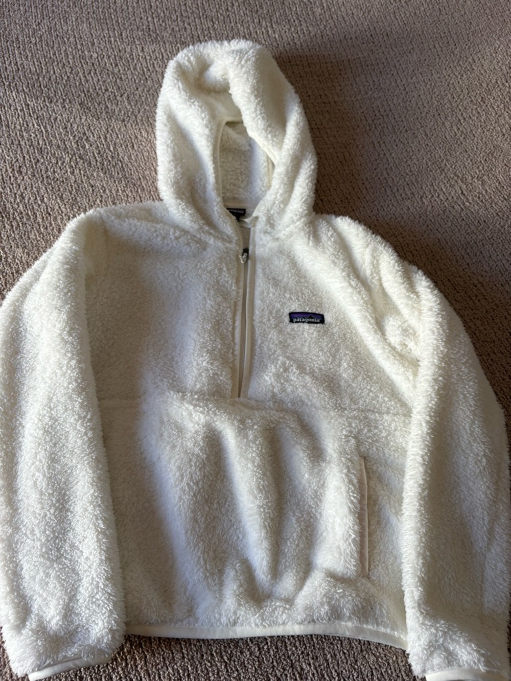 Patagonia women's Cream Zip Hoodie Fleece